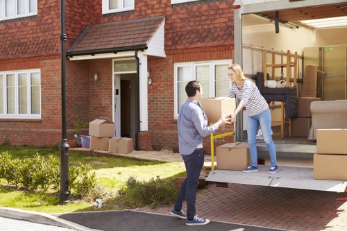 Student removals van suitable for Dulwich residential streets