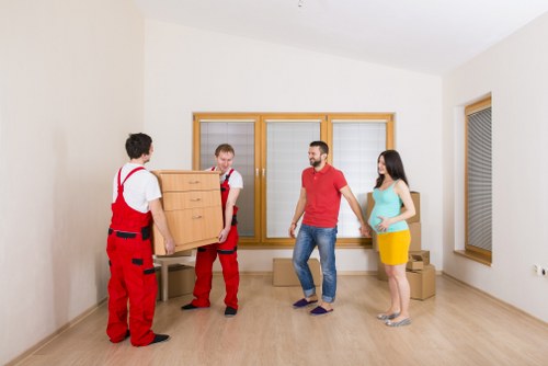 Trusted Dulwich movers managing a smooth final move stage
